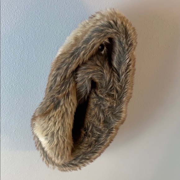 Deena & Ozzy Faux Fur Eternity Scarf - Picture 2 of 5